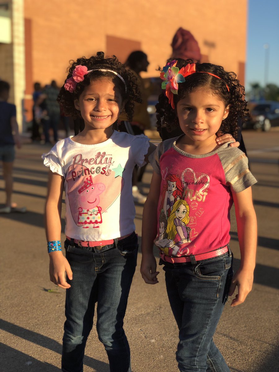 Pearson_Ponies's tweet photo. At Pearson Elementary we focus on the whole student. Family matters! #PearsonPride @gisdengagement https://t.co/amVsgDCmv5