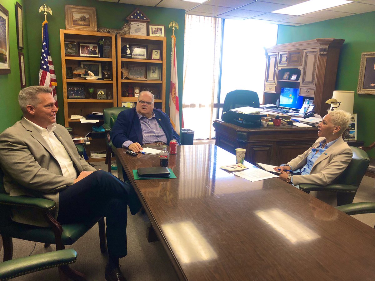 Simone Marstiller tweet media