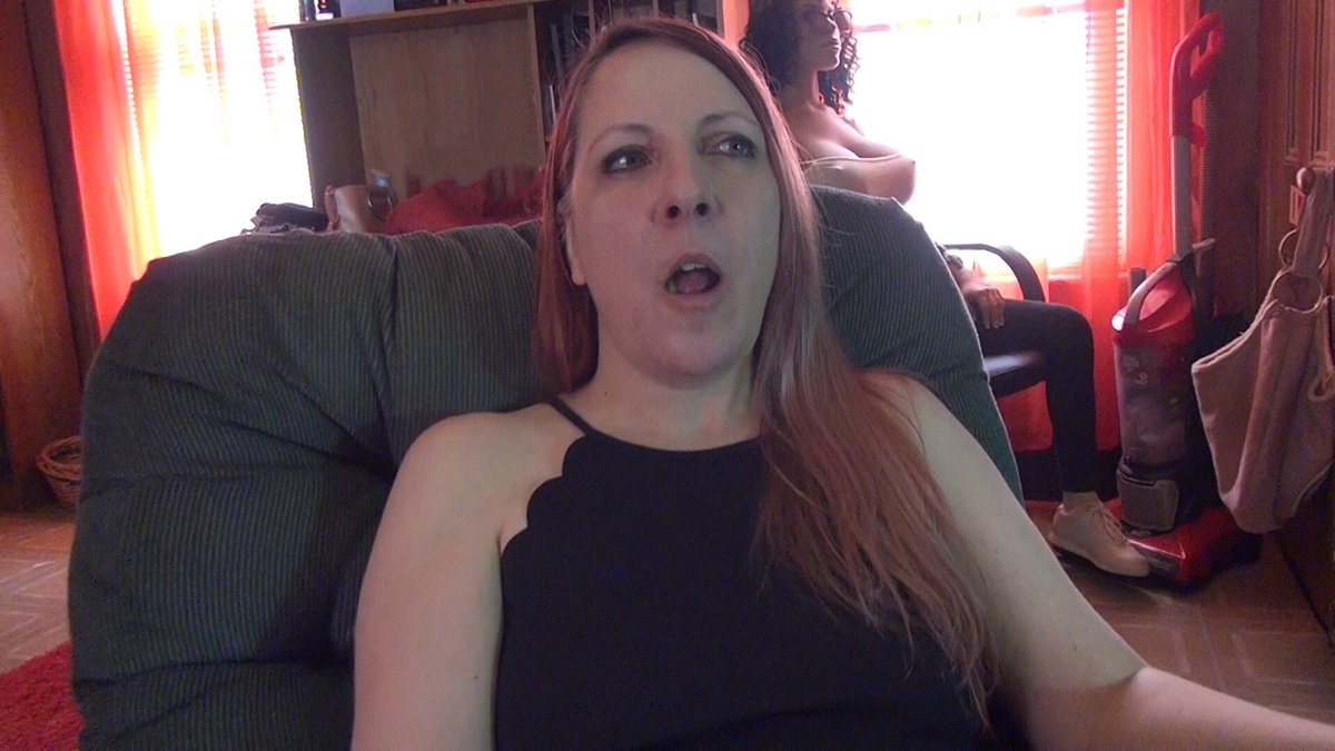 SubWife4Life's tweet photo. ‘Cow Chewing’ Gum with a life size sex doll ‘watching’ behind me. I don’t judge, I have fun with it. This client likes his customs on DVD too, which I’m happy to provide. 🔥📀👀 #CustomSmut https://t.co/xqG7093GBa