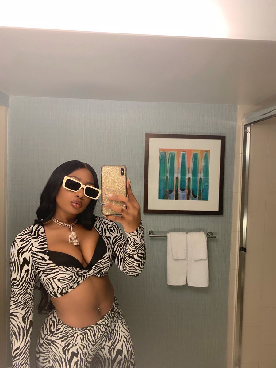 theestallion's tweet image. Look in the mirror I’m madly in love 😍