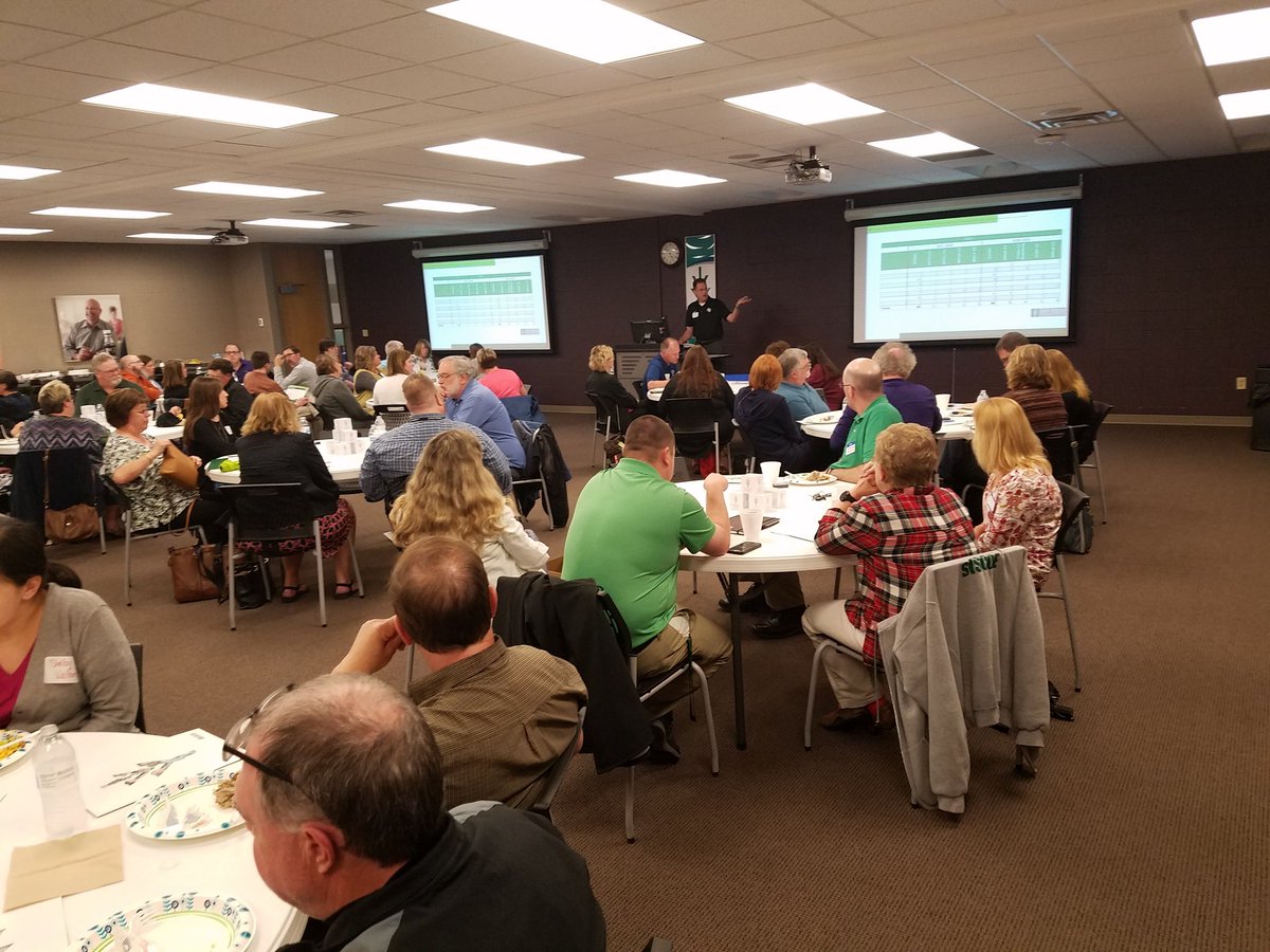 NeatExperience7's tweet photo. Clay County teachers were among the surrounding counties that had their dual college credit meeting tonight with Ivy Tech. https://t.co/KIkofagpzW