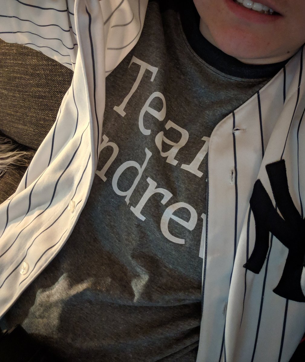 hovayaheaardd's tweet photo. #TeamAndrew #PinstripePride #DonateLife #NJSharingNetwork Bringing the Yanks some good luck. https://t.co/iXJx9OhwSo