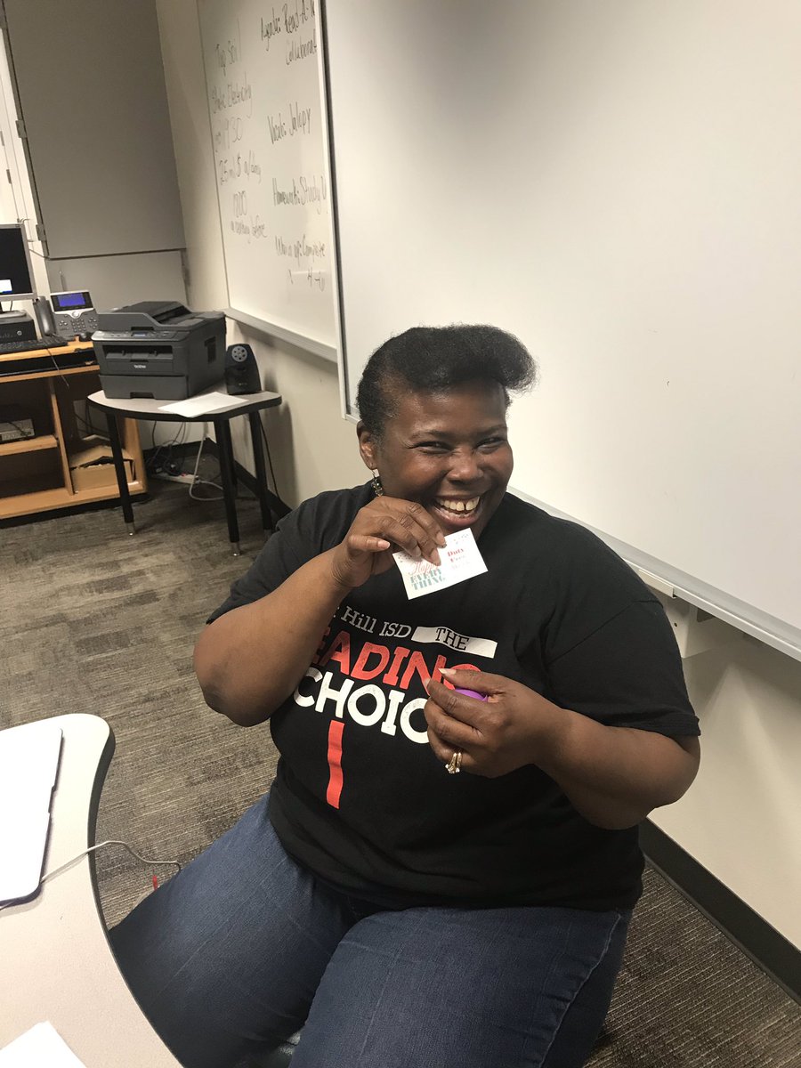 CHISDCP's tweet photo. Scholars weren’t the only ones hunting for eggs today. Professors found “eggcelent” surprises in their eggs! #OneHourLunch #NoAfterSchoolDuty #FreeClassPeriod #FreeDressPass https://t.co/nT5l0lQa4C