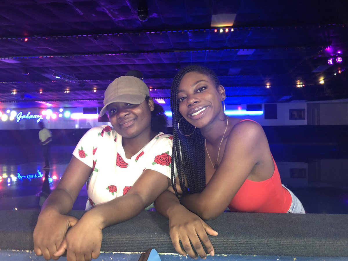 Niyavictoria's tweet image. Senior Night #DBHSExperience