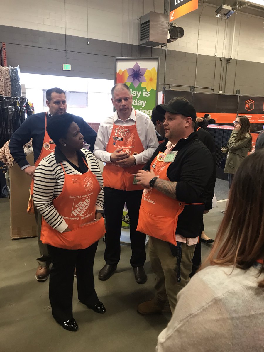 RmmKevin's tweet photo. What an incredible day with the #ToolRental team in #1251 and our amazing Leader @AMCTHD #TRCLite #NJM #NewJerseyMetro #TotalSolution @RPorterHDRental @ErinIzen @FrankBlakePro @luketurnerHD @PeteCapel @PeterSM1251 @hd1251 @Miss_Hardware @BKammerer02 @Zyke_Munk @AdnanToufique https://t.co/pFdTB8Qaqa