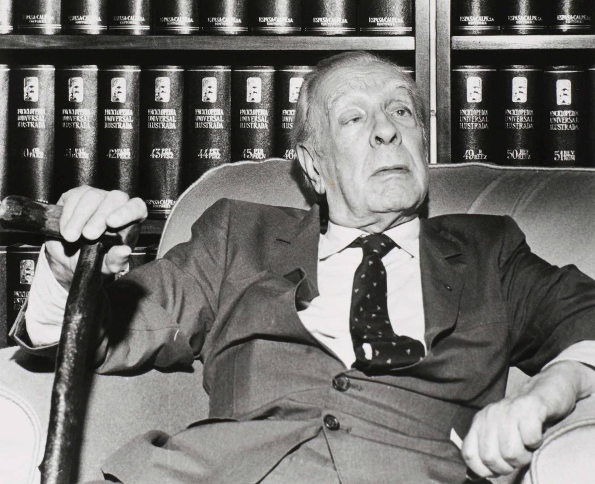 QuotesforGoal's tweet photo. “Profesar una religión o afiliarse a un partido o a una doctrina es un buen pretexto para no pensar”

Jorge Luis Borges https://t.co/7vXgShkWCp