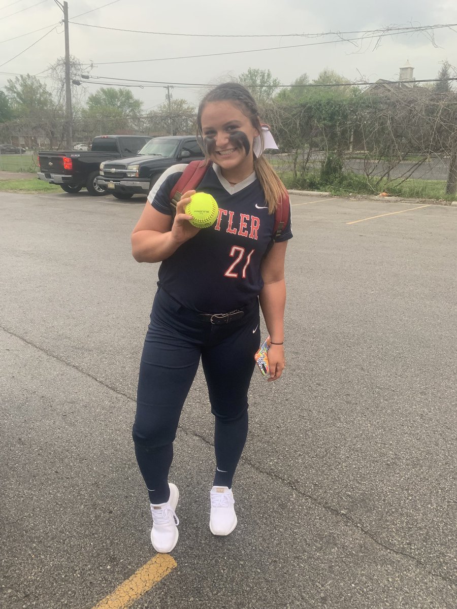 KyndalTinnell's tweet image. Beat PRP tonight 21-2😈 i went 2 for 3 with a bomb to right field 💥✅ also congrats to Kailey for having two dingers❤️  #homerunmindset @StriveSoftball @CoachPatrick_ @UKCoachLawson @rittmanjohn @cbreault12 @CoachLarissaA @USMCoachHogue @msmithsb16 @CoachStanton