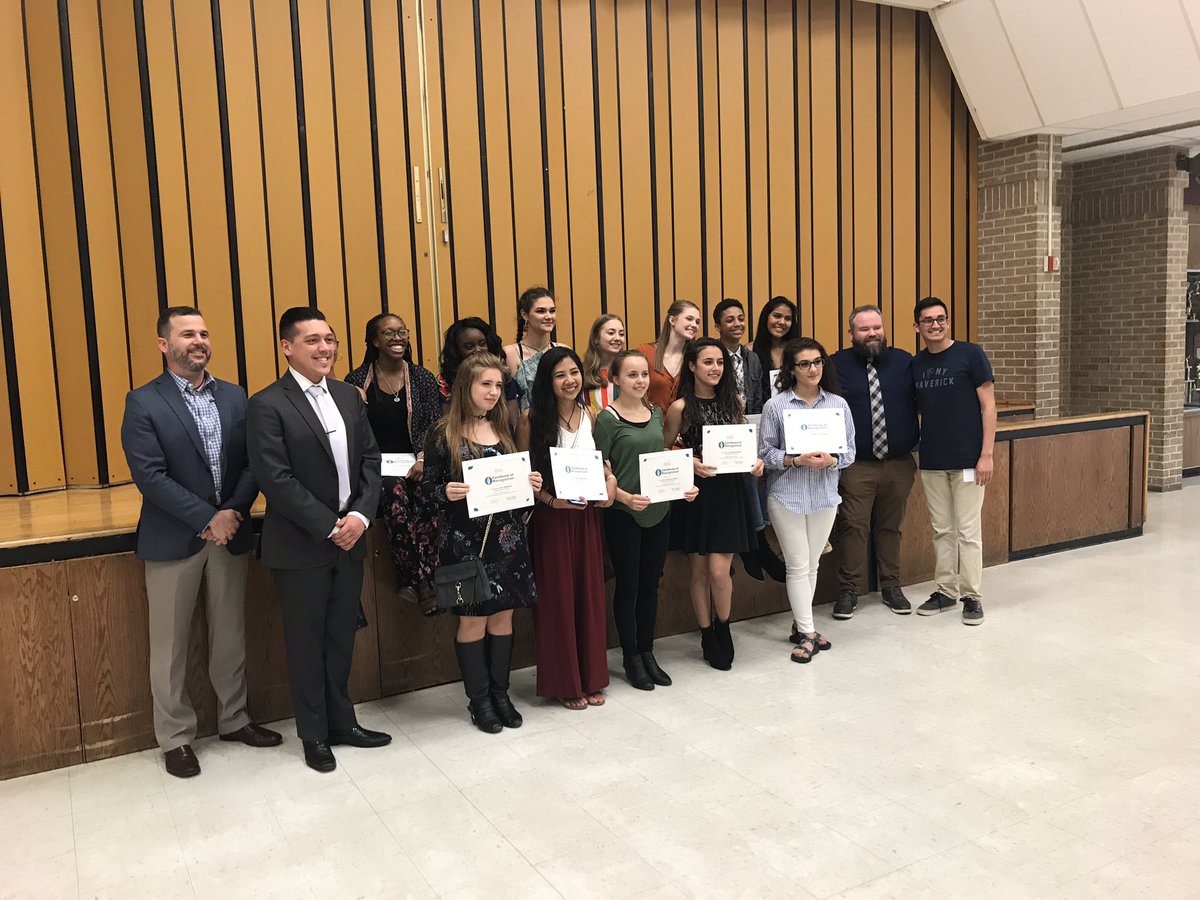 rrisdfinearts's tweet photo. Congratulations again McNeil Colorguard!  Go Mavs! @LisaWRoebuck @RoundRockISD @rrisdfinearts https://t.co/iLltSrNxGr