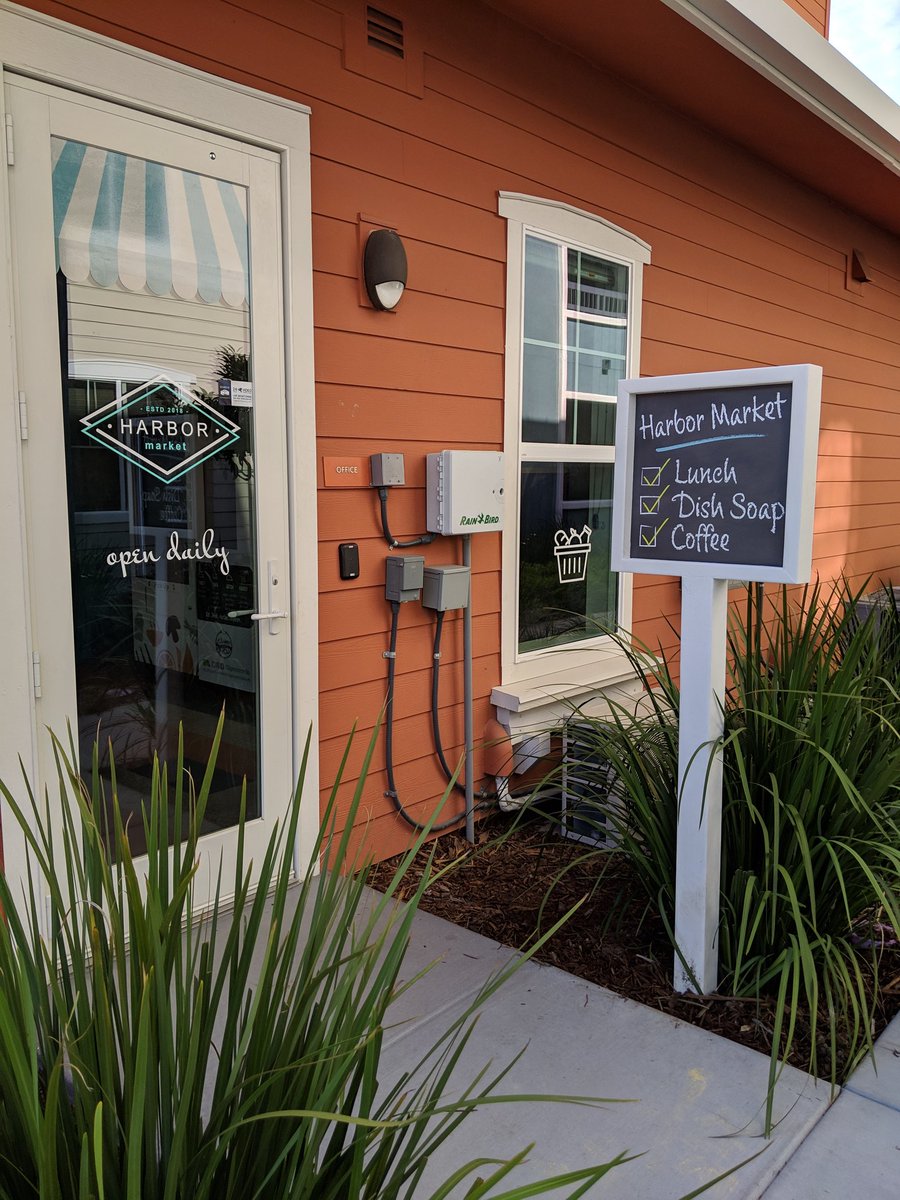 BluHarborMKT's tweet image. ~~Blu Harbor Market~~As a Blu Harbor Resident, you have access to quick and easy food, drinks, toiletries, and more... 24/7!!! #LoveWhereYouLive #BluHarborApartments #BluHarborMarket #BluHarborMarina #FoodsGoodsConvenience #OpenDaily #AllDayEveryday