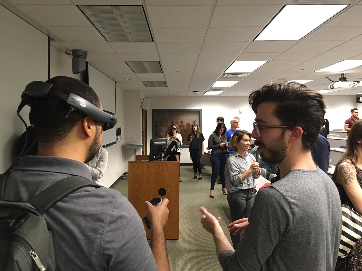 timstutts's tweet photo. avatar chat designers @kroncorde (far) and @ColeHeiner (near) demo the app @IxDA_Miami @UMInteractive #MagicLeap #MixedReality 🚀👫 https://t.co/3Xu7wRCtGN