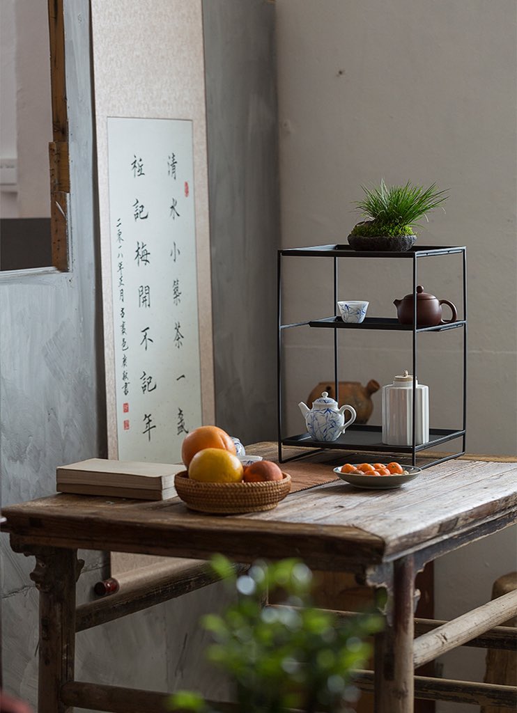 morimatea's tweet photo. When you have enough tea sets, you need these to help you.
.
.
.
#springtea #teaaddict #ceramics #teapot #plate #book #plant #teacup #claypot #teaceremony #teacans #blacktea #greentea #calligraphy #fruit #shelf #teatime #tealife #lovetea #tea #tee #chai #té #thé #morimatea https://t.co/lDnk1ryk1e