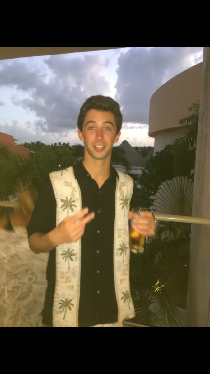 morgan_phipps's tweet photo. Happy birthday nolan!! Thanks for being such a great friend throughout high school😊 hope you had the best bday ever can’t wait for tonighttt @Nolan1403 https://t.co/W2QipXqbyl