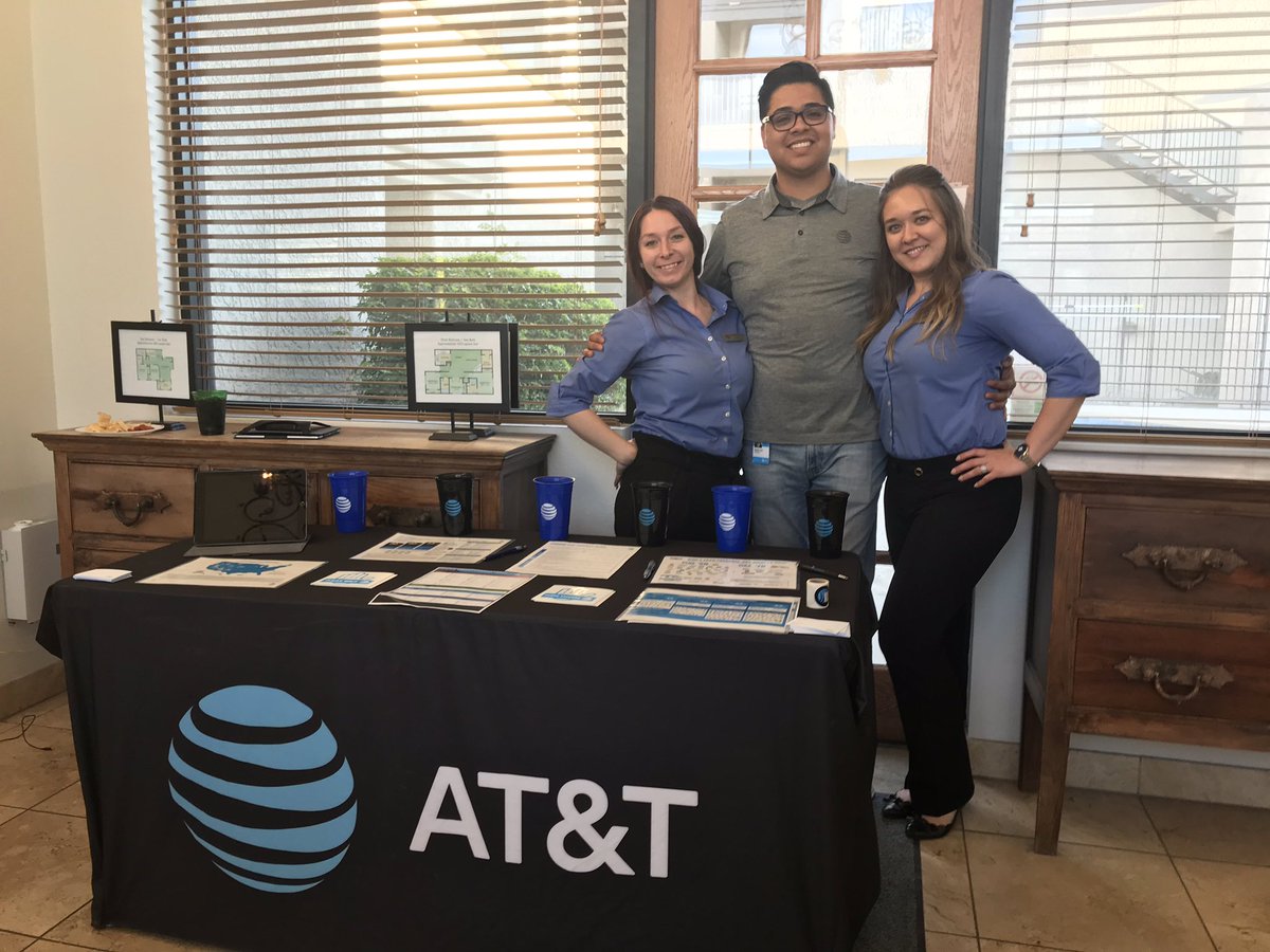 event_marcosR's tweet photo. Villas at Montebella 🏘 have invited AT&amp;T into their amazing Spring Project SAFE Party 🎉 to give the residents the tips on how to keep their neighborhood safe and get them connected with our service wether it’s TV 📺 Internet 💻 or Phone service 🤳 

1777 W Orange Grove Rd. https://t.co/GZIwlNfDHo