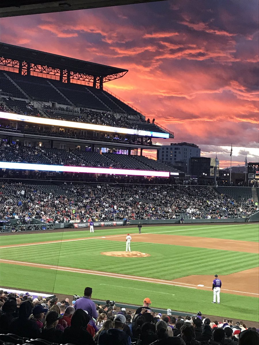 cjensen23's tweet photo. Nothing better than a Coors Field sunset @Rockies @mlb. https://t.co/JFwLTVkcjs