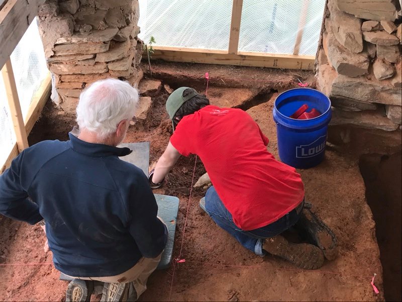 LUPublicHistory's tweet photo. Extensive work has been happening to remove several features under Mead’s Tavern porch, one being a circular hole that hasn’t been identified yet as the function. Also, outside the east door, there have been a good number of earlier artifacts found. @hurtandproffitt #NewLondonVA https://t.co/ytloVZTomb
