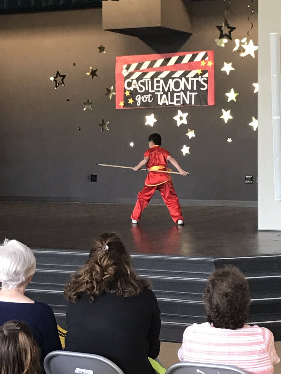 castlemontcusd's tweet photo. @castlemontcusd First Annual Castlemont’s got Talent Community Dinner event. #cusdrockstar @campbellusd https://t.co/tM1iGmDGDf