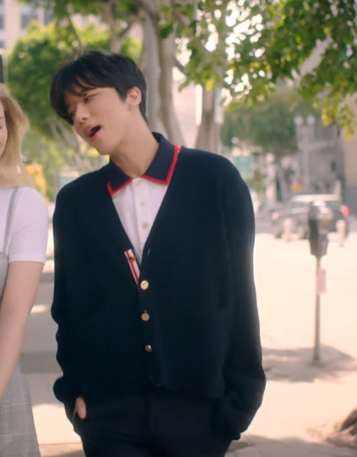 myloveswardrob2's tweet photo. #Youngjae #영재
MV Another Night
GUCCI Cotton Polo With Gucci Stripe 
$680
THOM BROWNE Center-Back RWB Stripe Boxy Cardigan
$1,290 https://t.co/yJPPYYeq3I