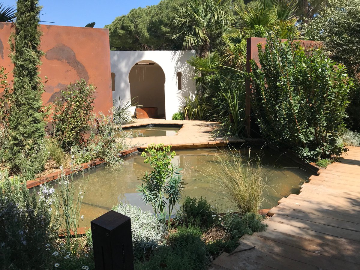 horticolor's tweet photo. Cette semaine, nous nous sommes rendus  au Festival des jardins de la Côte d'Azur ! Cette 2e édition invite à une déambulation initiatique dans un univers végétal autour de la Méditerranée. L'évènement dure jusqu'au 28 avril 2019 !
#aujardin https://t.co/RG8ipjx1sc