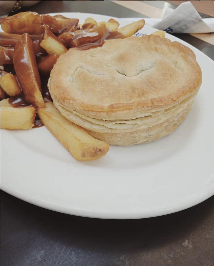 Vili's Bakery tweet media
