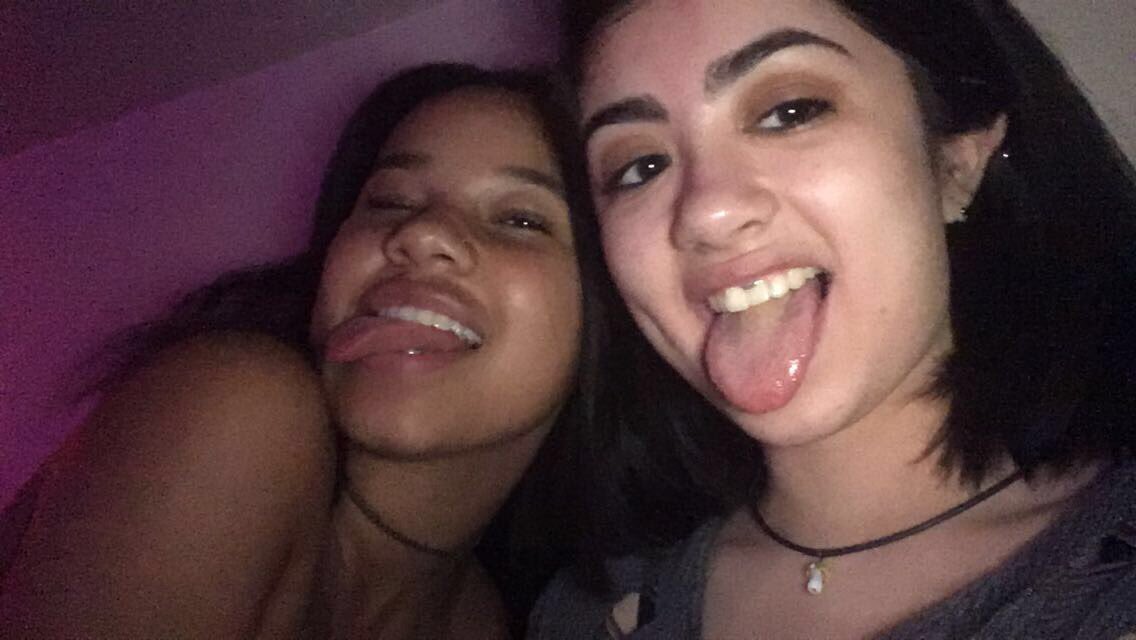 lilymckiinney's tweet photo. HAPPY BIRTHDAY I LUV U I’D DIE WITHOUT U N I LOVE U SO MUCH AND I CANT WAIT TO SEE U IN TWO MONTHS N LIVE W U AND MAKE SPOKANE OUR BITCH (no homo tho) https://t.co/0iCOaYwuKU