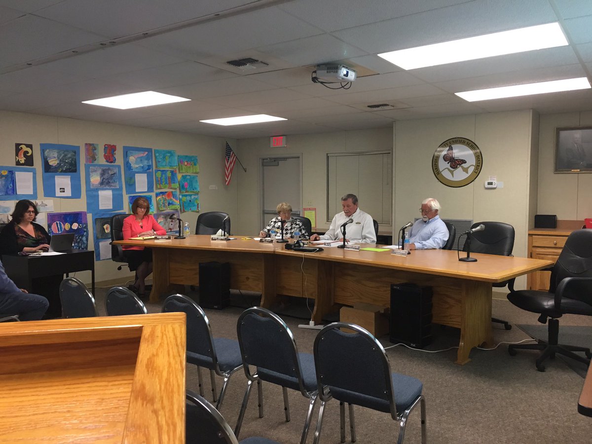 ChristinaABC30's tweet photo. #BREAKING: Mariposa Unified board voted unanimously to put Robin Hopper on paid administrative leave through the end of her contact in June. Jeff Aranguena has been named the new interim. https://t.co/KrwY1cqIOT