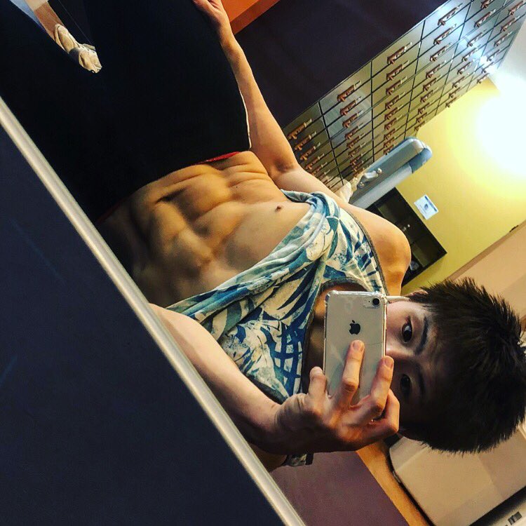 Uzivatel アブ Na Twitteru 答えのない毎日が ただ過ぎていく時間が これから先どうなるのだろう わからない ツキアカリのミチシルベ 雲を越えボクに届け 進むべき道を照らしてよ 今日がどんなに壊れそうでも ってな感じです 助けてーーーー