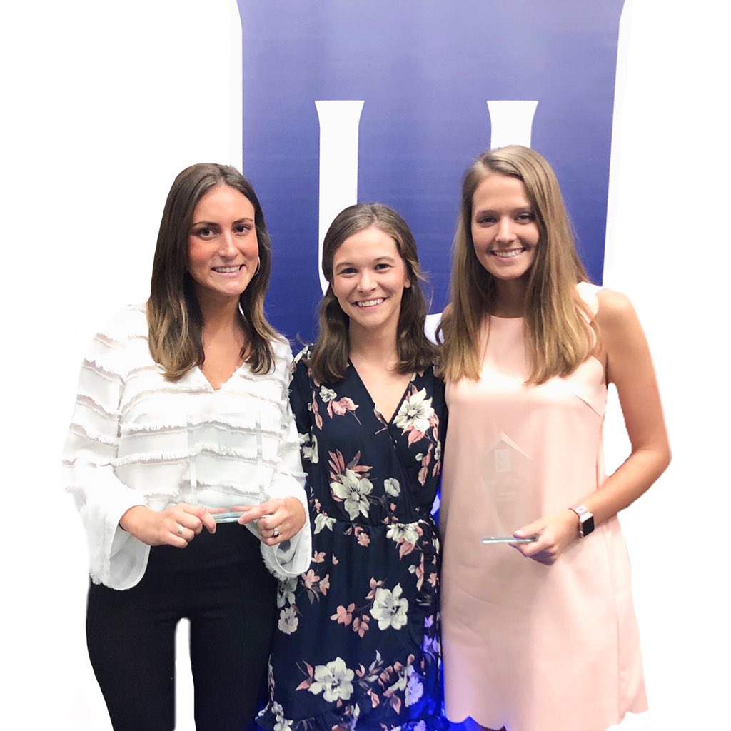 ★ President’s Leadership Recognition Awards ★ Tonight Phi Mu was awarded Excellence in Service, and Caroline Hawkins was awarded U of M 20 Under 30! We are so proud!