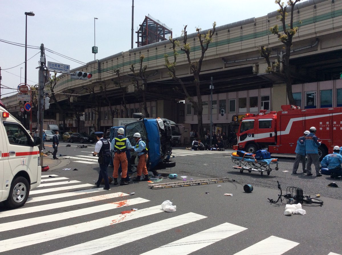 池袋暴走事故の当時の現場画像