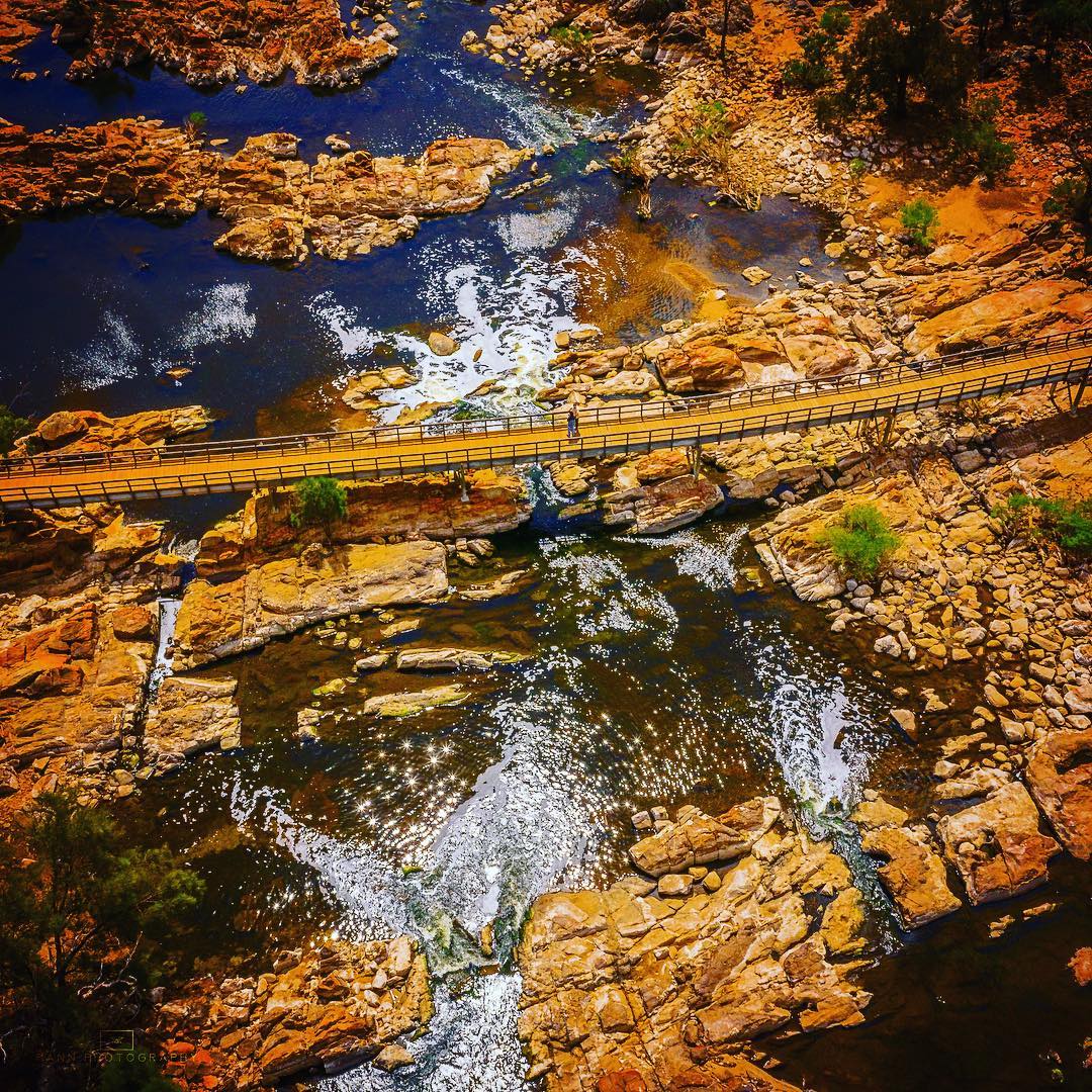 WestAustralia's tweet photo. You'll love #BellsRapids in @DestPERTH! It's an excellent hiking and bush walking spot and a prime viewing position for an annual whitewater race named the #AvonDescent. (via IG/pannphotography) #justanotherdayinWA https://t.co/FHPGuVUuqP