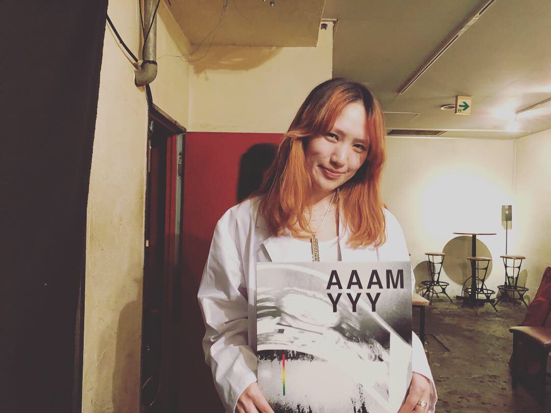 AAAMYYYのカセット3部作をまとめたアナログ！ 即完売すぎて