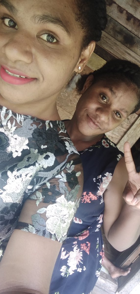 amy_pha's tweet photo. #JumatAgung 😇 https://t.co/qRDIWuxt97