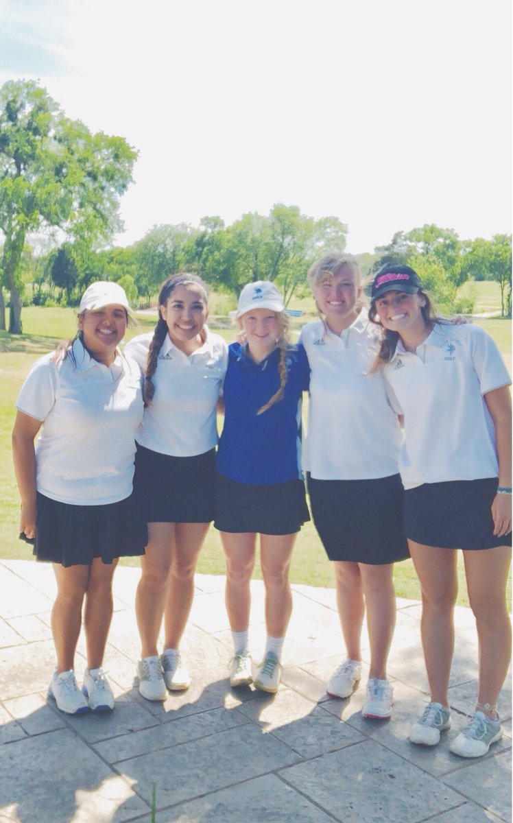 MiaStavens's tweet photo. here's the deal this is the women's golf team and contrary to popular belief our future is blindingly bright as well. https://t.co/QpOCtKUYBJ