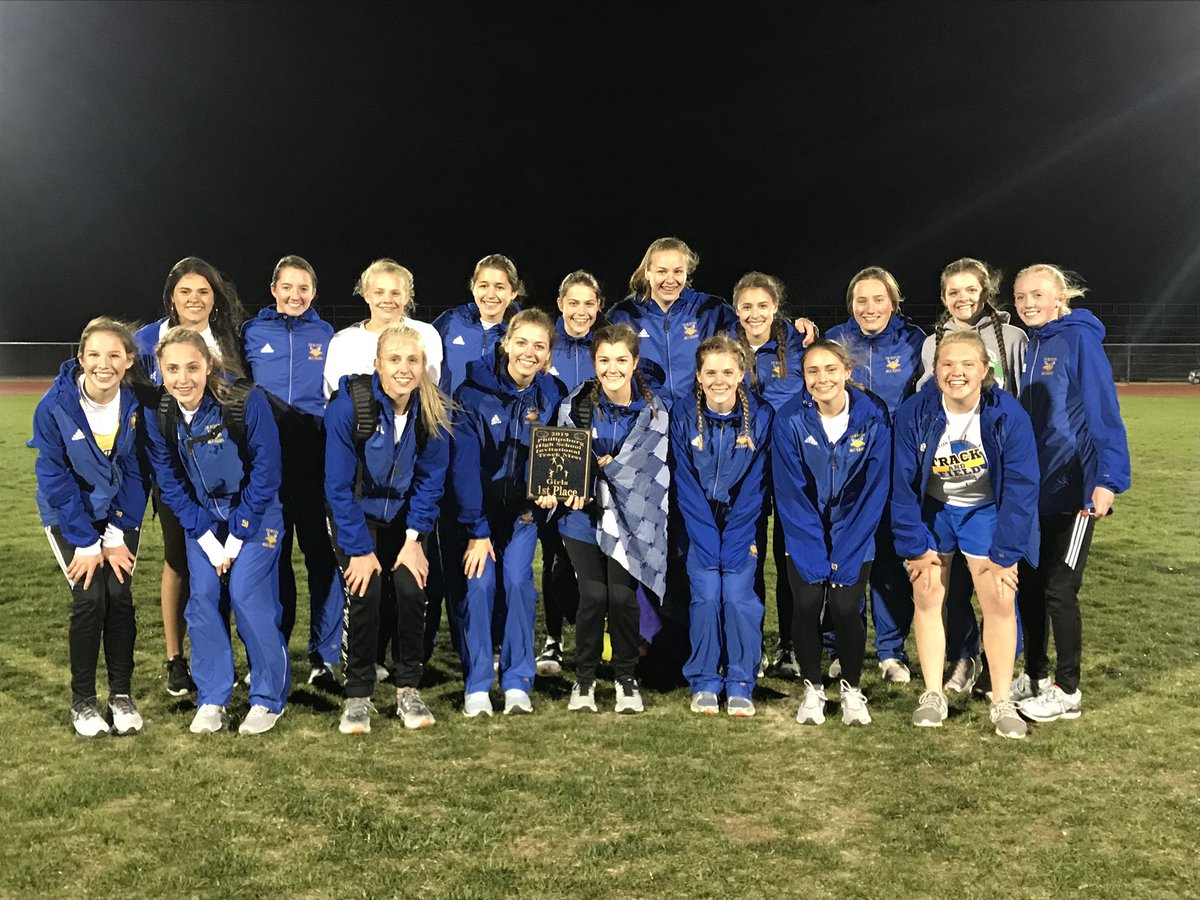 BlueJCoachJones's tweet photo. 2019 Phillipsburg Invitational Girls Team Champions - PROUD OF YOU! #BLUEJAYSTOGETHER https://t.co/ikV3daO4Em