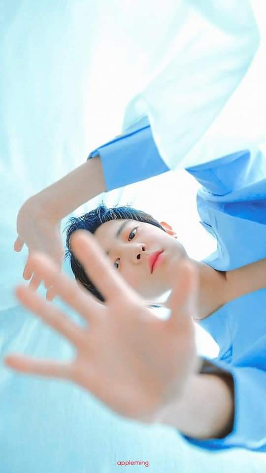 KimHaRi59032599's tweet photo. Thank you all for helping me!!❤️
If you don't have enough followers,retweet this and let me know❤️
I'll follow you
@weareoneEXO #CHANYEOL #FolloAnEXOL #EXO https://t.co/yKtczvaZY8