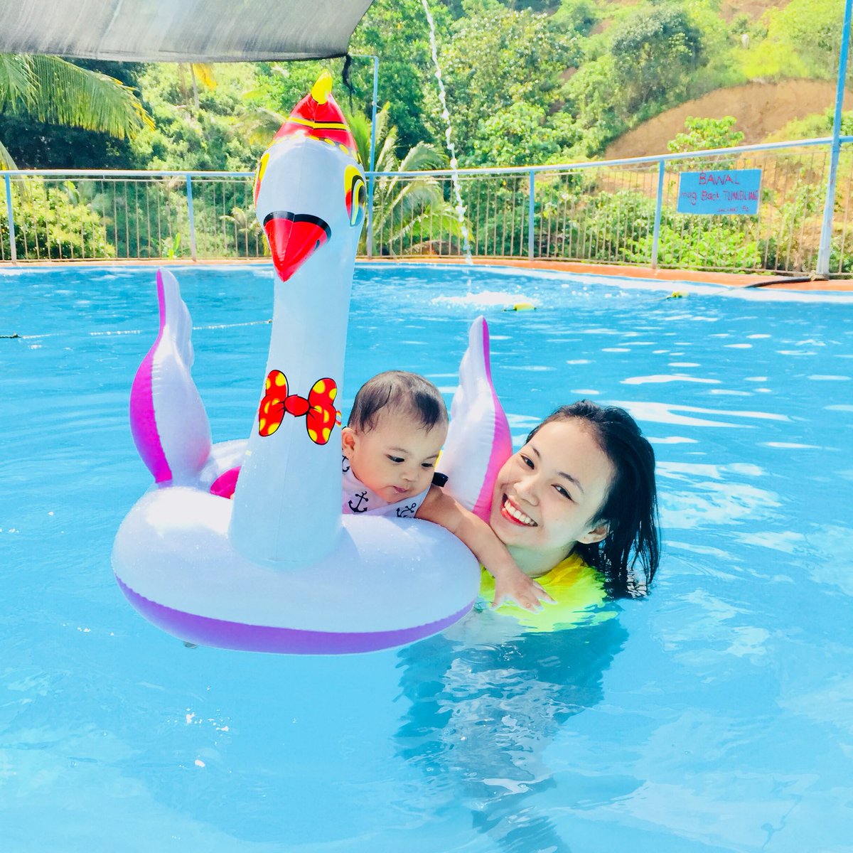 zarinatending's tweet photo. Wt my daughter 💛😍 https://t.co/vPrzE1gHFX