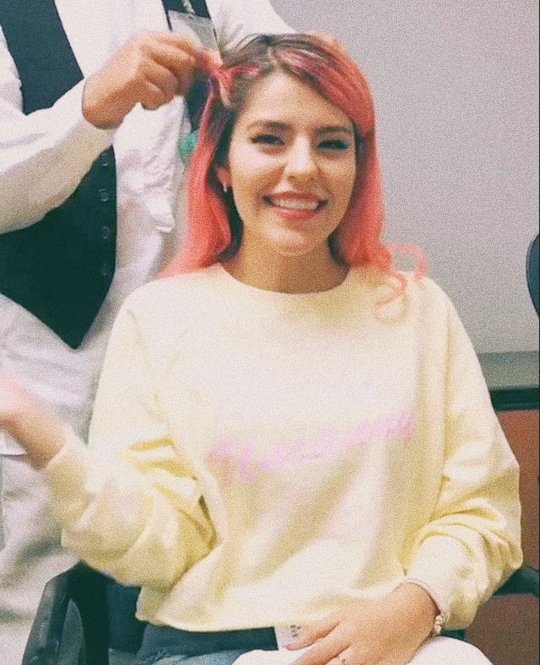 sweetiehogaza's tweet photo. [ + ]

Puede que no desde el inicio, pero ten por seguro que aquí me tendrás siempre; toda la vida. No me queda más que desearte un muy feliz cumpleaños. Te mereces todo lo lindo que existe. Siempre quiero verte sonriendo, mí reina ♥.

• @PPTeamLesslie
• #HappyLessDay; 🦄🎂 https://t.co/B8gUXQYkYl