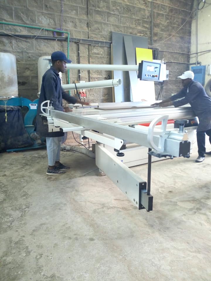 merutimber's tweet photo. For architects, interior designers, builders, contracts, Fundis &amp; DIYs furniture enthusiast! There is a new “KYM” in town! 😊  

#edgebanding #cutlist #cuttosize #kitchencabinets #wardrobes #interiordesign
  >>>>> https://t.co/5RLFgvgNZc https://t.co/OnXUbk6h87