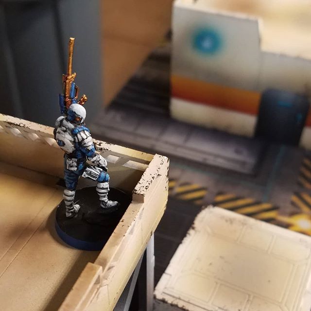 RefractalStudio's tweet image. A Nomad Intruder Sniper in his natural habitat. bit.ly/2GvkOvM