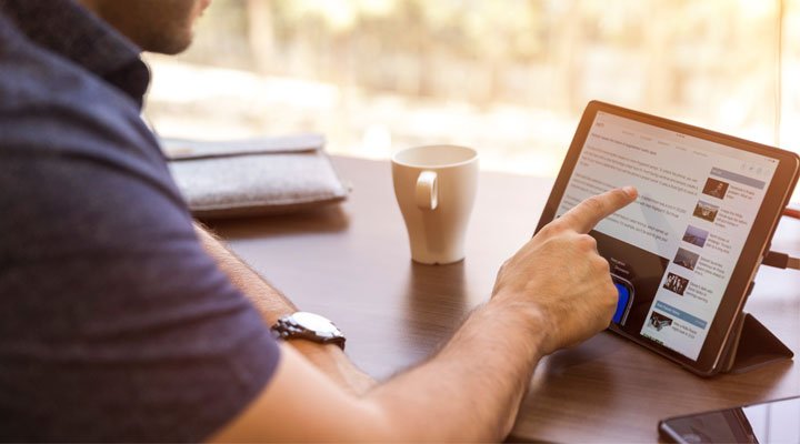 WebmarketingCOM's tweet photo. Comment utiliser #LinkedIn pour trouver de nouveaux clients ? https://t.co/GrKImaxO2V par @geoffreyhumbert #ecommerce https://t.co/MauffyFMdP