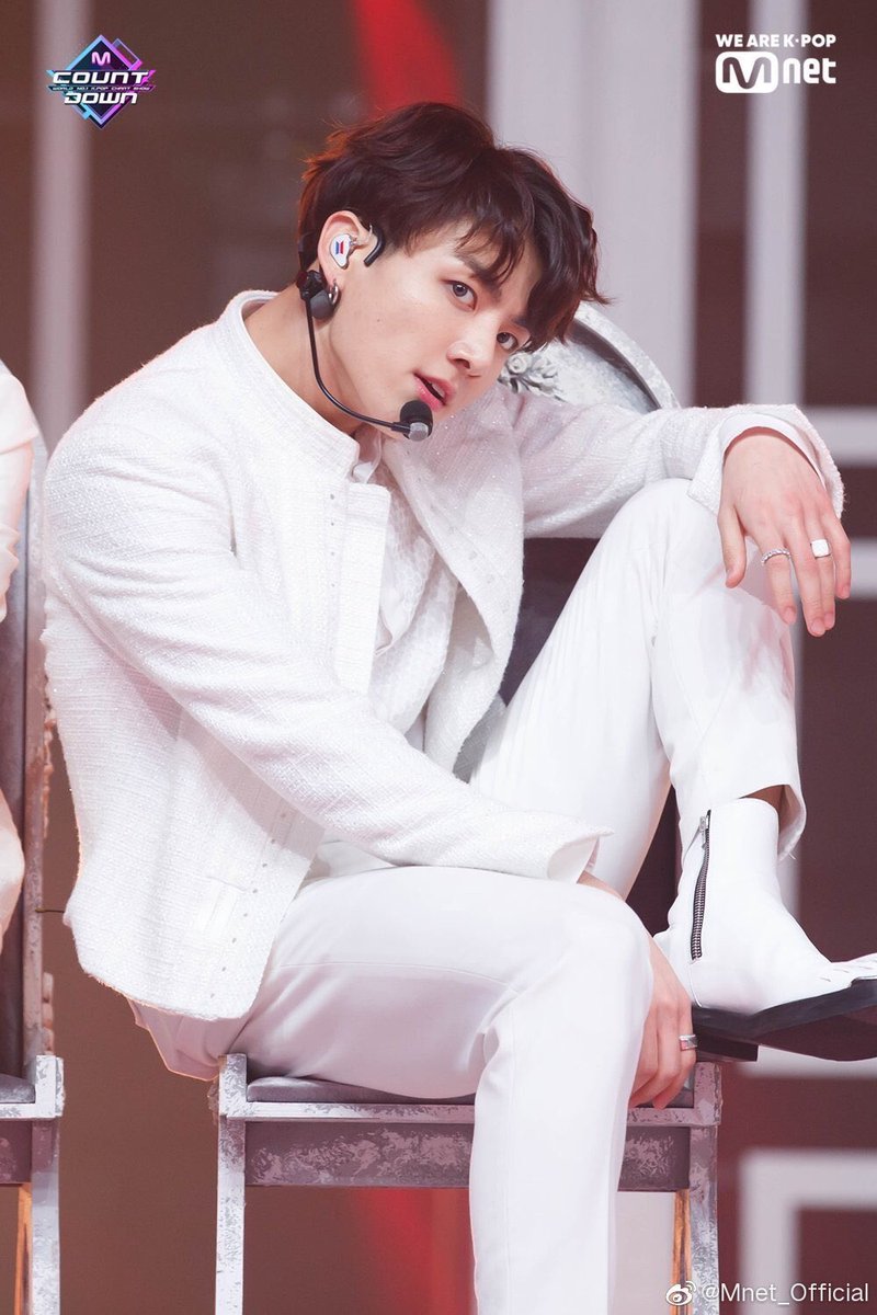 🐰🐥พี่จีมินของจองกุก🐰🐥 tweet media