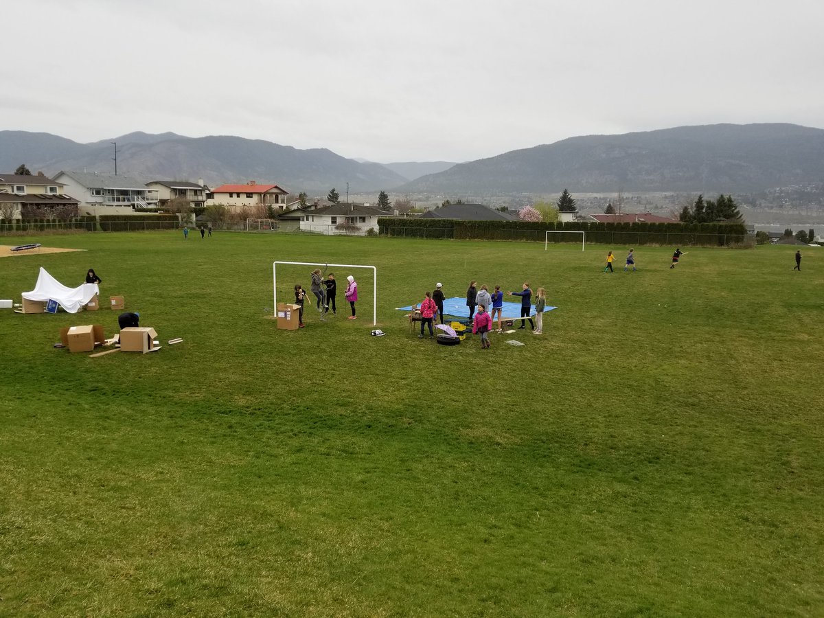 3rd annual Pop Up Playground is a success! #creativethinking #communicationamongstudents #criticalthinking #outdoors #havingfun  <a href="/Uplands67/">Uplands Elementary</a> <a href="/ADeVito67/">Andrea DeVito</a> <a href="/toddmanuel_67/">Todd Manuel</a> <a href="/nsearcy17/">Naryn Searcy</a> <a href="/judithaking/">Judith King</a>