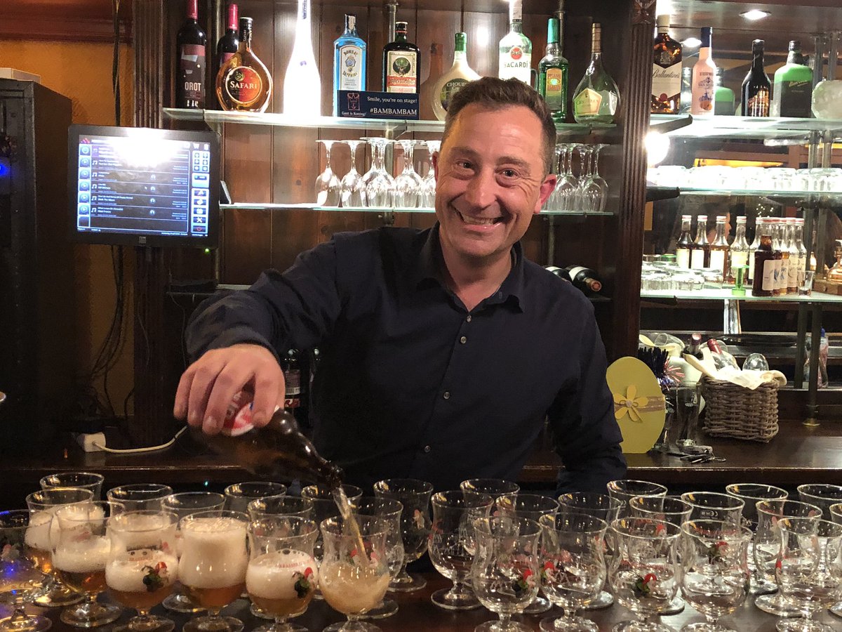 Gisteravond een prachtige en informatieve boswandeling gedaan met onze leden olv #boswachter. En na afgloop #biertjes proeven. Topavond, bedankt voor jullie komst!