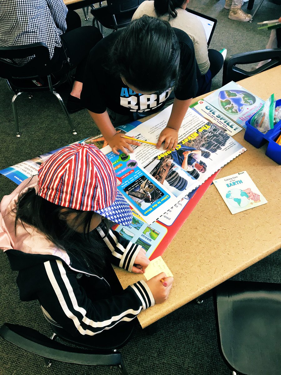 We had the BEST time reading, writing, and learning in primary with our #yorkexplorer #learninglabs this week. Two days of fun and a whole lot of learning! Thank you, Ms.Eterno &amp; Ms. Moore for opening your minds &amp; hearts so we could #kidwatch and learn together 🙌🏾 <a href="/dawnmharris/">Dawn Harris</a>