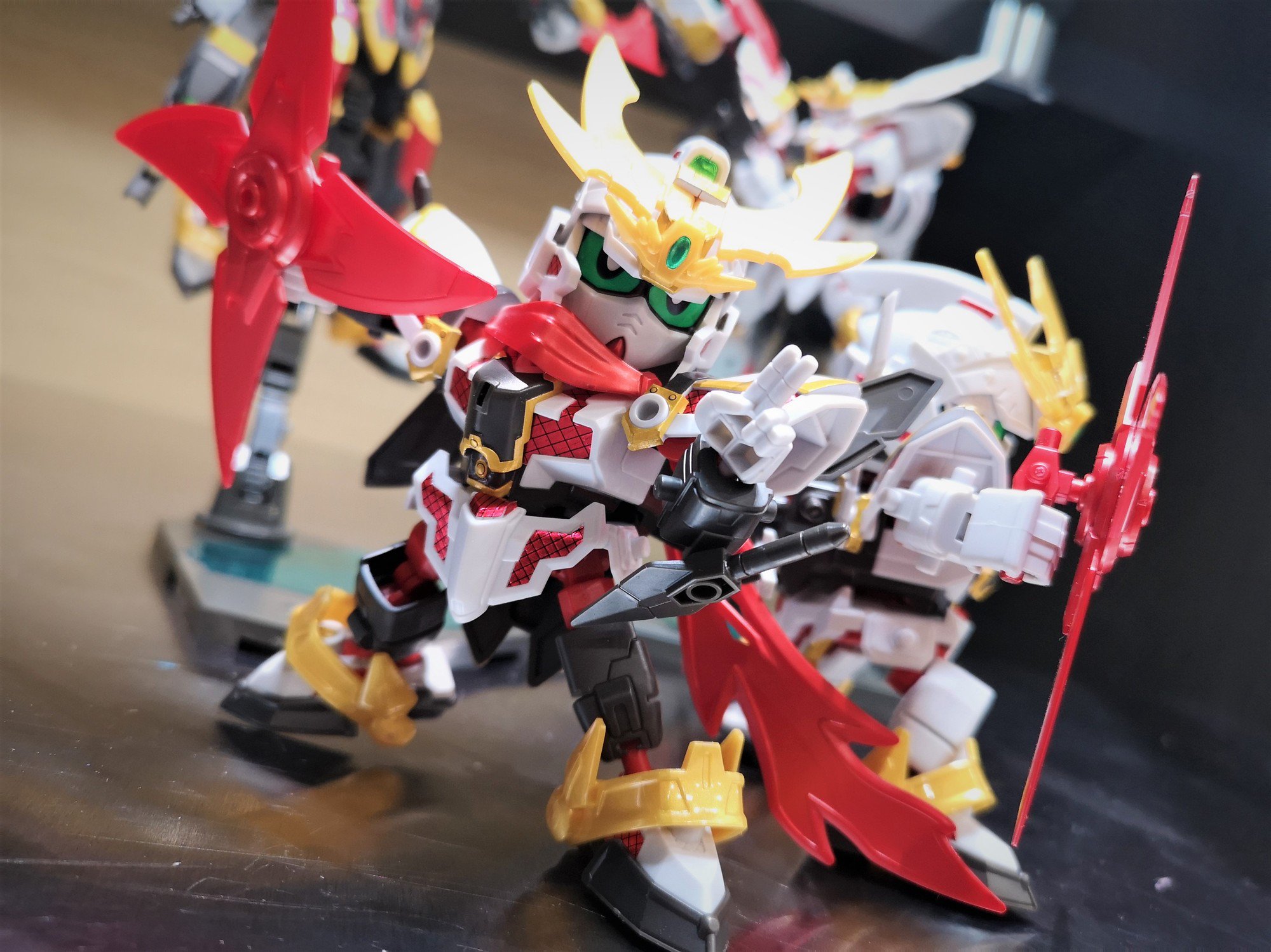 The Gundam Base 4月日 土 発売 Sdbd ガンダムベース限定 Rx 零丸 獅子吼 発売直前という事で 今回は一般販売されているrx 零丸と比較してみました 一部が黒いカラーリングに変更された事で大きく印象が異なっているのがわかります