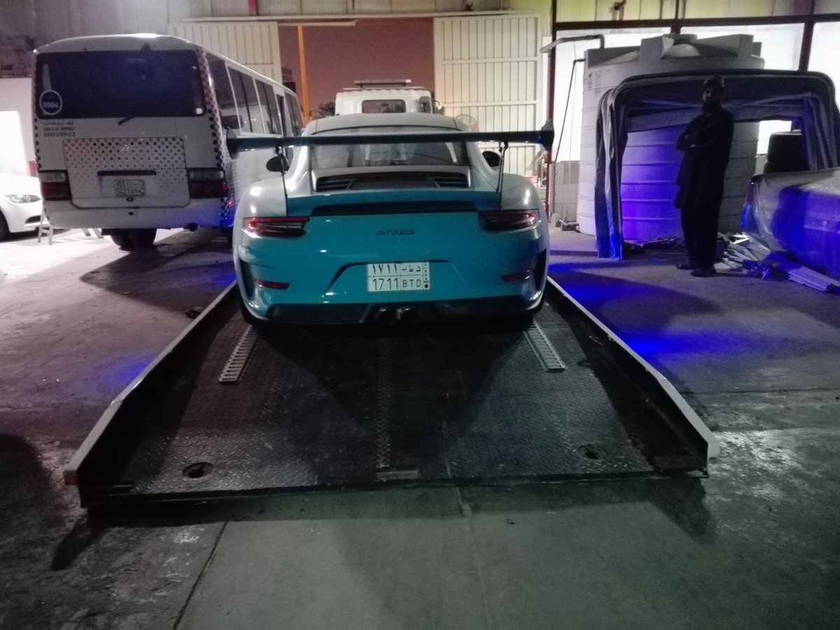 The1Logistics's tweet photo. Porsche GT3RS 991.2 💙👌🏻
.
.
Contact us on:
IG: @The1Logistics .
📱: +966 (549) 888 521 
📧 info@The1Logistics.com
🇸🇦🇸🇦🇸🇦🇸🇦🇸🇦
#The1Logistics #1Logistics #saudi #bahrain #KSA #cars  #arabmoneyofficial #porsche #porsche911 #porschepeople #porsche991 #porschegt3 #gt3 #991gt3 https://t.co/DEX6CfacVl
