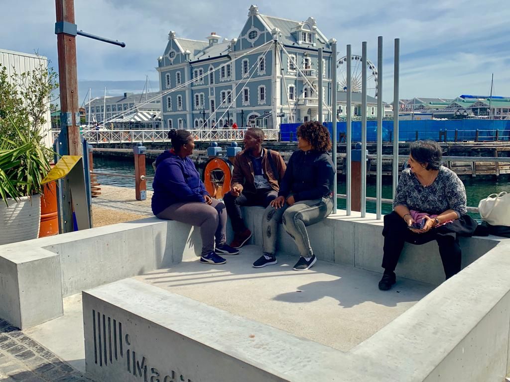 It's a beautiful day for a conversation. Don't you just love this photo from our site at the <a href="/NelsonMandela/">NelsonMandela</a> Gateway to Robben Island at the <a href="/VandAWaterfront/">vandawaterfront</a>?
#conversation #NelsonMandela #art #MeetSouthAfrica