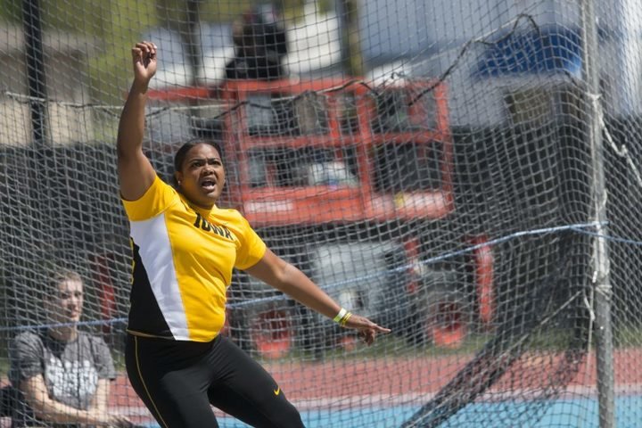 follownews_com's tweet photo. Family of throwers making big impact for Iowa track #LaulaugaTausaga #BigTenFieldAthlete https://t.co/DJTjBCotZB https://t.co/geIQ74xlKR