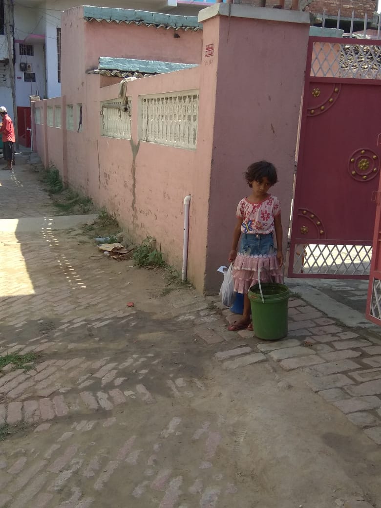 Muzaffarpur_SCM's tweet photo. Kids lead the #waste_segregation initiative @Muzaffarpur_SCM. The pilot project "Swachhata Swasthya Samridhi" in Muzaffarpur has successfully created a stronger next generation. https://t.co/6UWpUUb2Gl