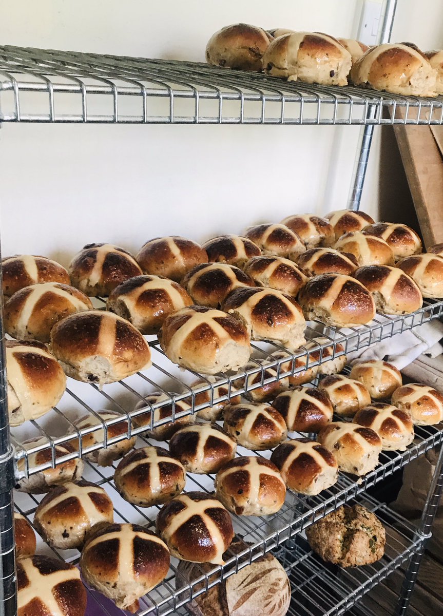 I learnt to make these very special Hot Cross Buns yesterday at @whitecottagebakery. The sweetest Easter treat and this weekend you’ll find them @bridgescambridge.Special thanks to a Helen @whitecottagebakery @bridgescambridge <a href="/naomidaviesart/">Naomi Davies Art</a> @alisbalticbakes and @thebakingjin