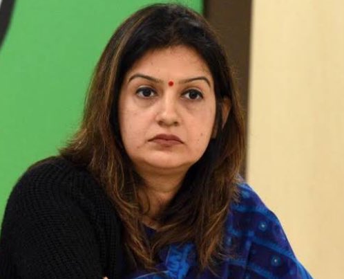 Ms Aflatoon (@ms_aflatoon) on Twitter photo Unbelievable that <a href="/INCIndia/">Congress</a> spokesperson <a href="/priyankac19/">Priyanka Chaturvedi๐ฎ๐ณ</a> had to quit the party only because UP Congress bows down to goons instead of supporting its women leaders.
This happens when chief <a href="/RahulGandhi/">Rahul Gandhi</a> talks about women empowerment & <a href="/priyankagandhi/">Priyanka Gandhi Vadra</a>, a woman, is the UP incharge Unbelievable that <a href="/INCIndia/">Congress</a> spokesperson <a href="/priyankac19/">Priyanka Chaturvedi๐ฎ๐ณ</a> had to quit the party only because UP Congress bows down to goons instead of supporting its women leaders.
This happens when chief <a href="/RahulGandhi/">Rahul Gandhi</a> talks about women empowerment & <a href="/priyankagandhi/">Priyanka Gandhi Vadra</a>, a woman, is the UP incharge
